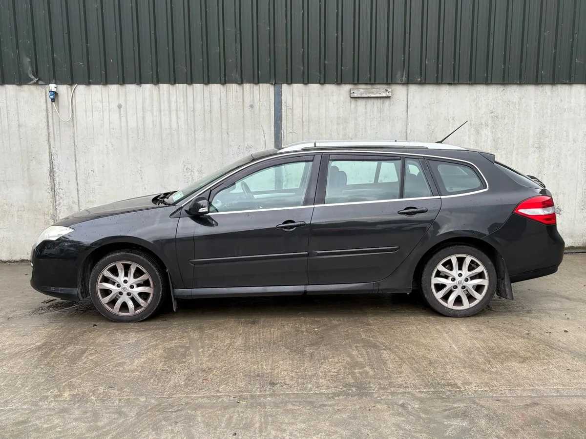 2008 Renault Laguna parts estate - Image 2