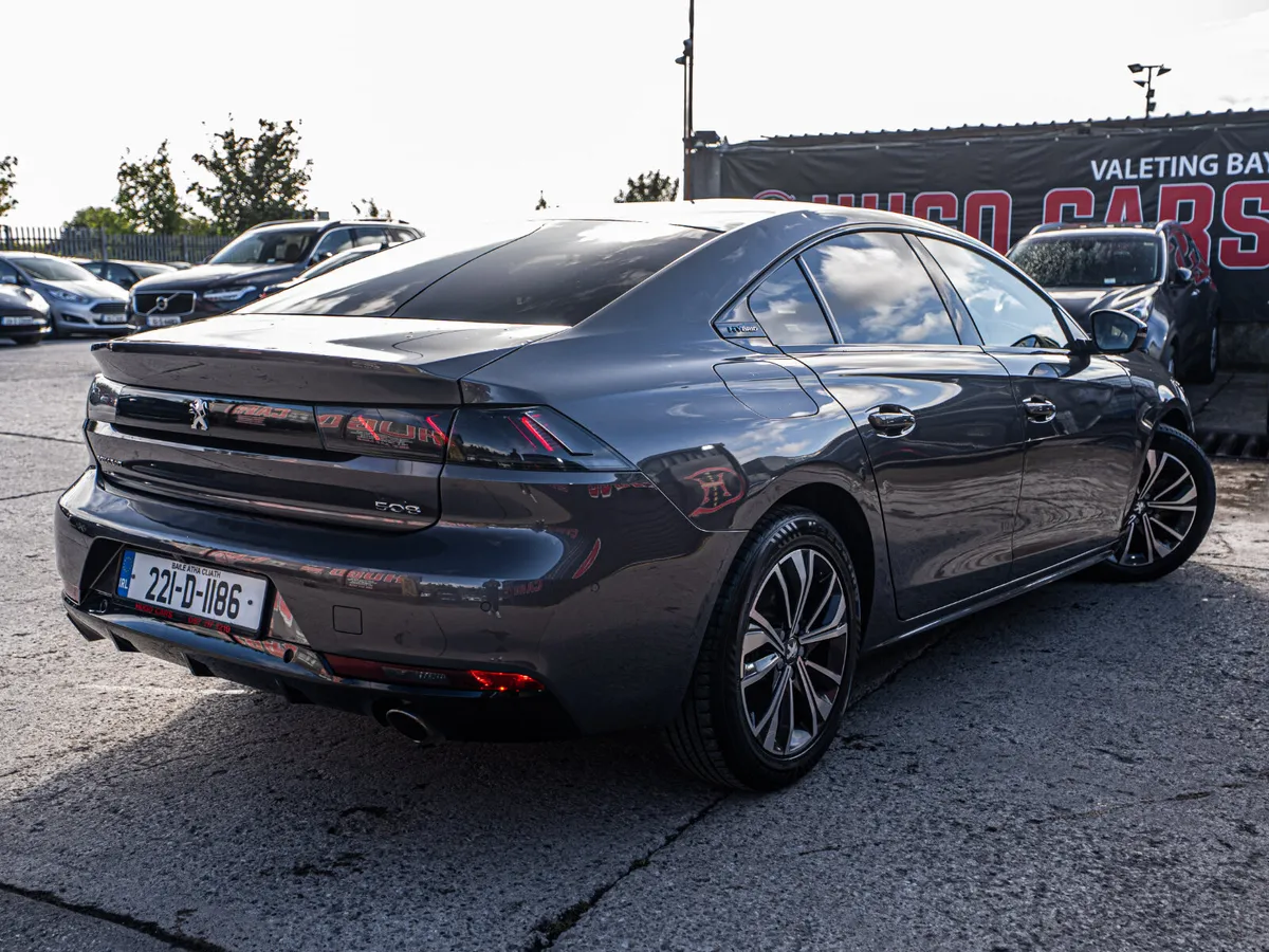 2022 Peugeot 5008 Allure Phev/High spec/1yr warran - Image 3