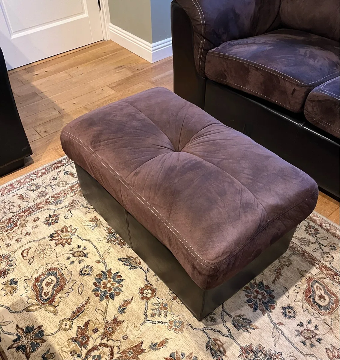 Suite of furniture - Image 3