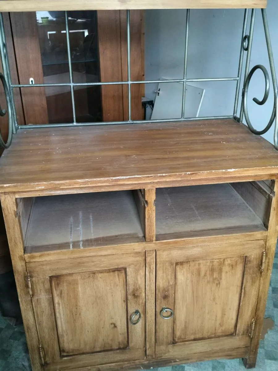 Kitchen display cabinet With Iron sides. Solid tim - Image 4