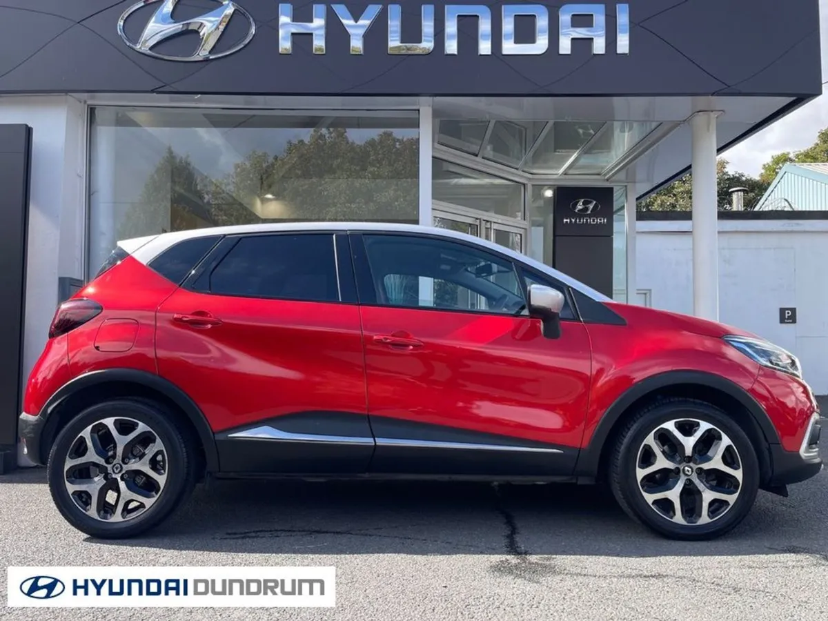 Renault Captur Signature X NAV TCE 90 4DR - Image 3