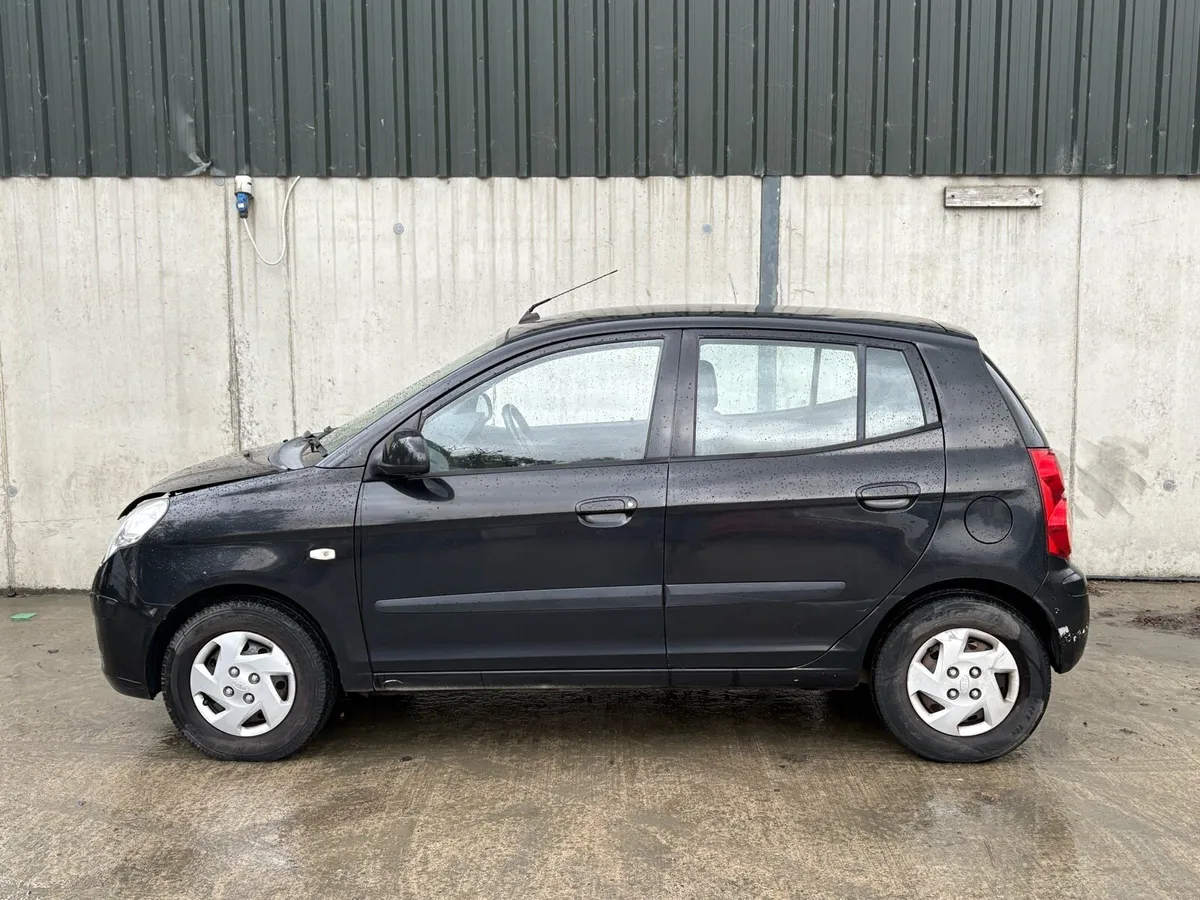 2010 Kia picanto for parts - Image 3
