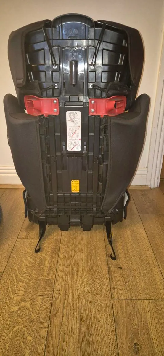Child Car Seat - Image 4