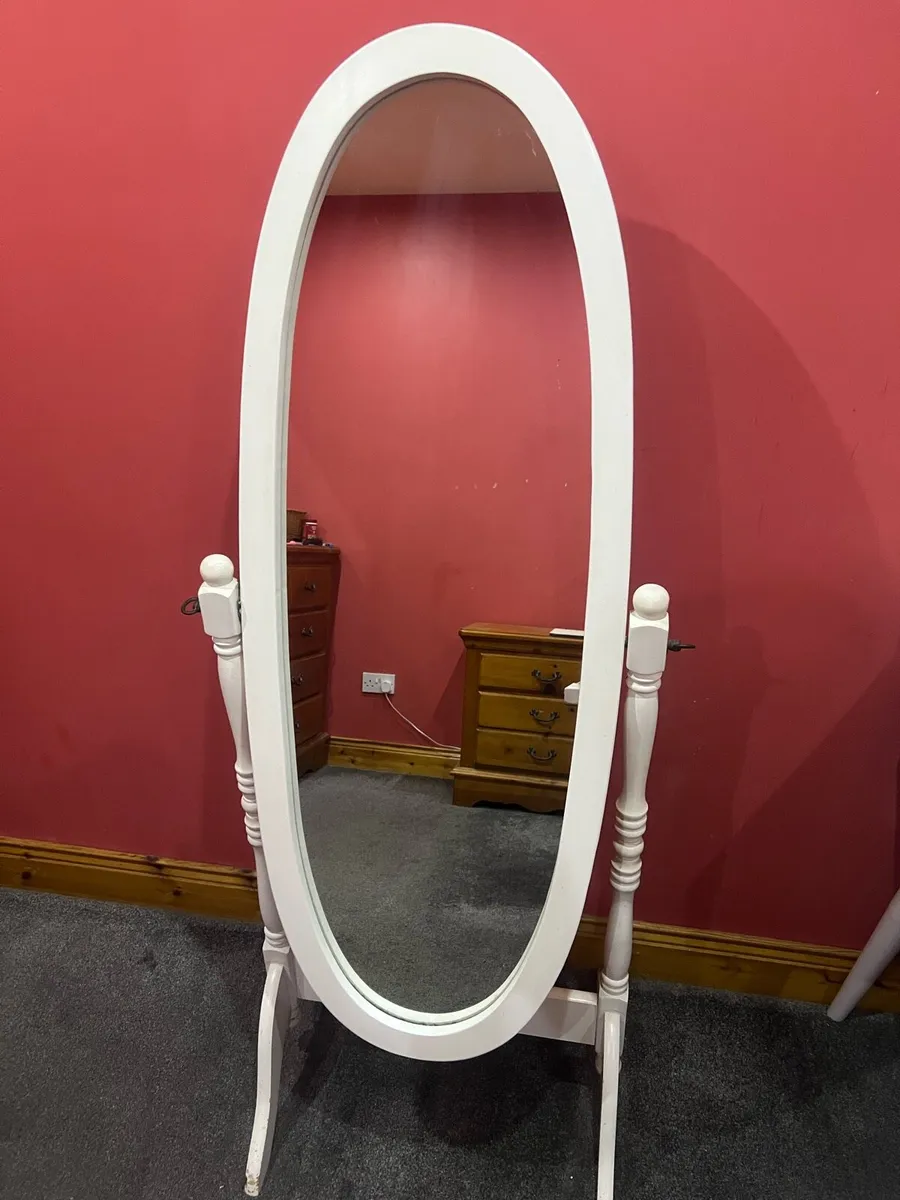 Mirror - Image 1