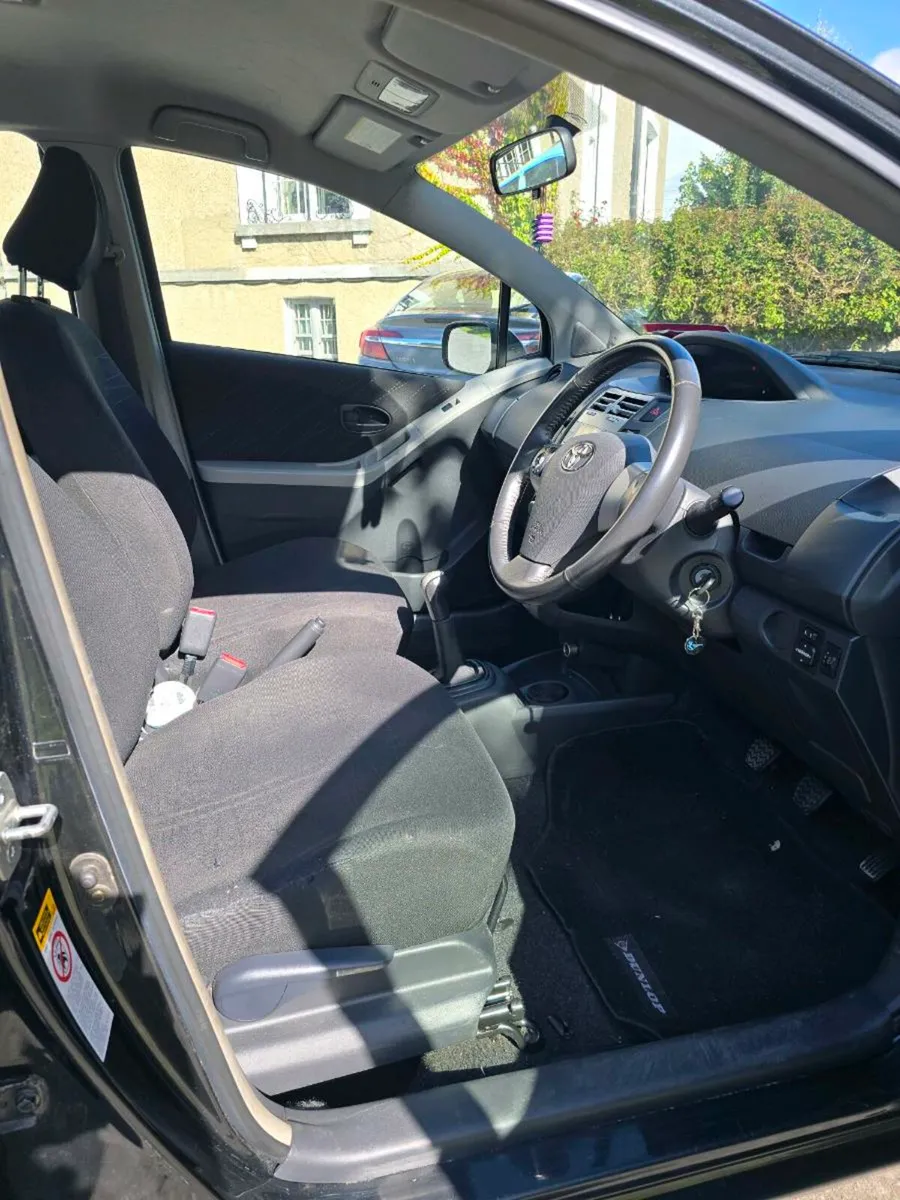 Toyota Yaris 2006 - Image 4