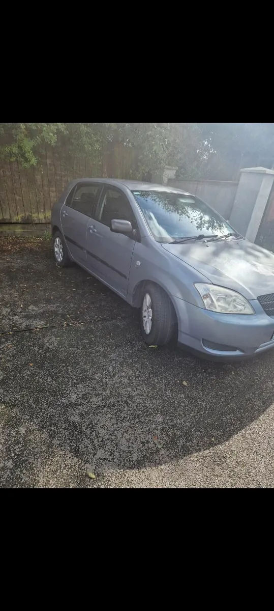 Toyota Corolla 2003 - Image 2