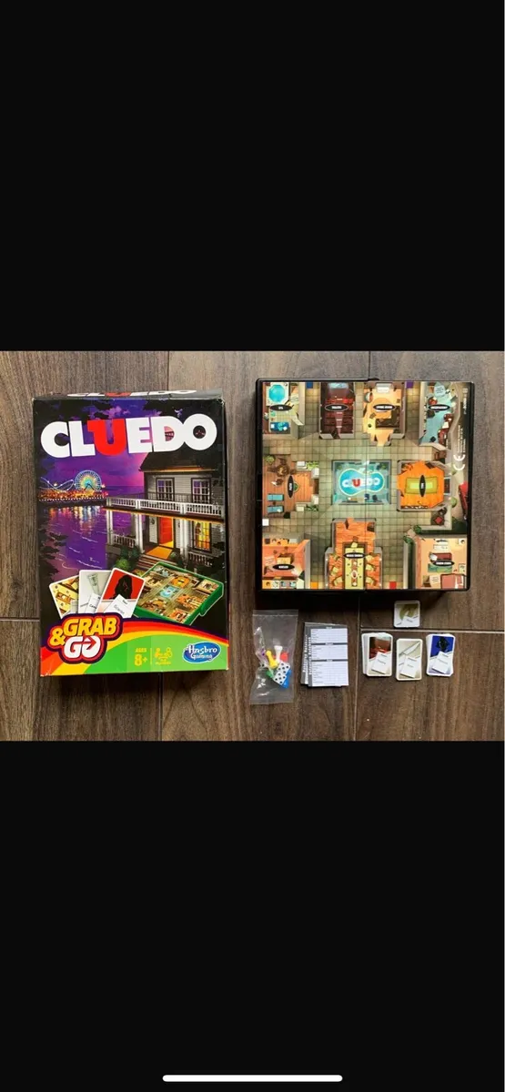 Travel Cluedo Board Game