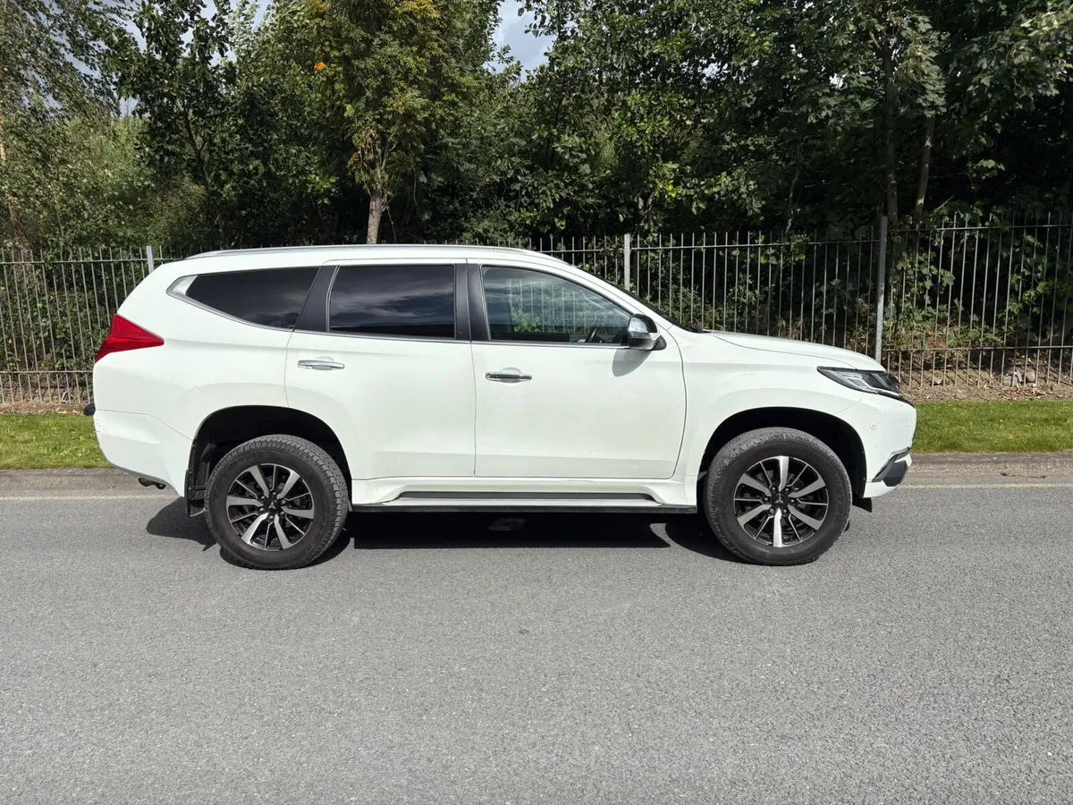 Mitsubishi Pajero 2021 - Image 4