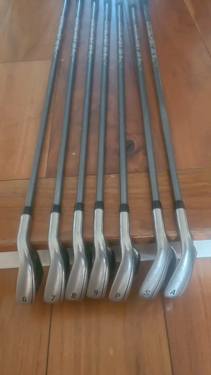 Callaway Mavrik Irons with graphite shafte - Image 3