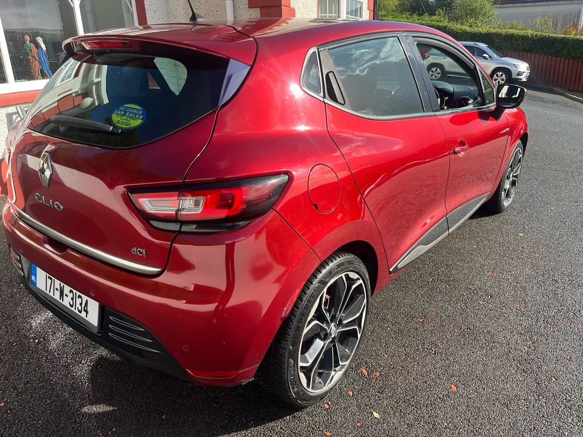 2017 Renault clio 1.5 DCI Dynamique 5 dr - Image 3