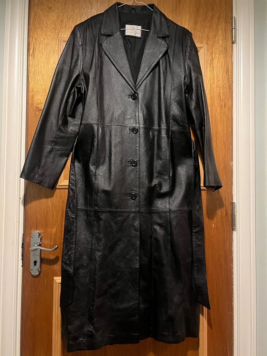 Clothes - Image 4