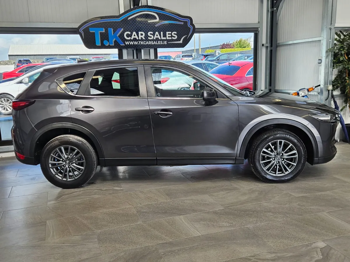 18 MAZDA CX5 EXECUTIVE - Image 4