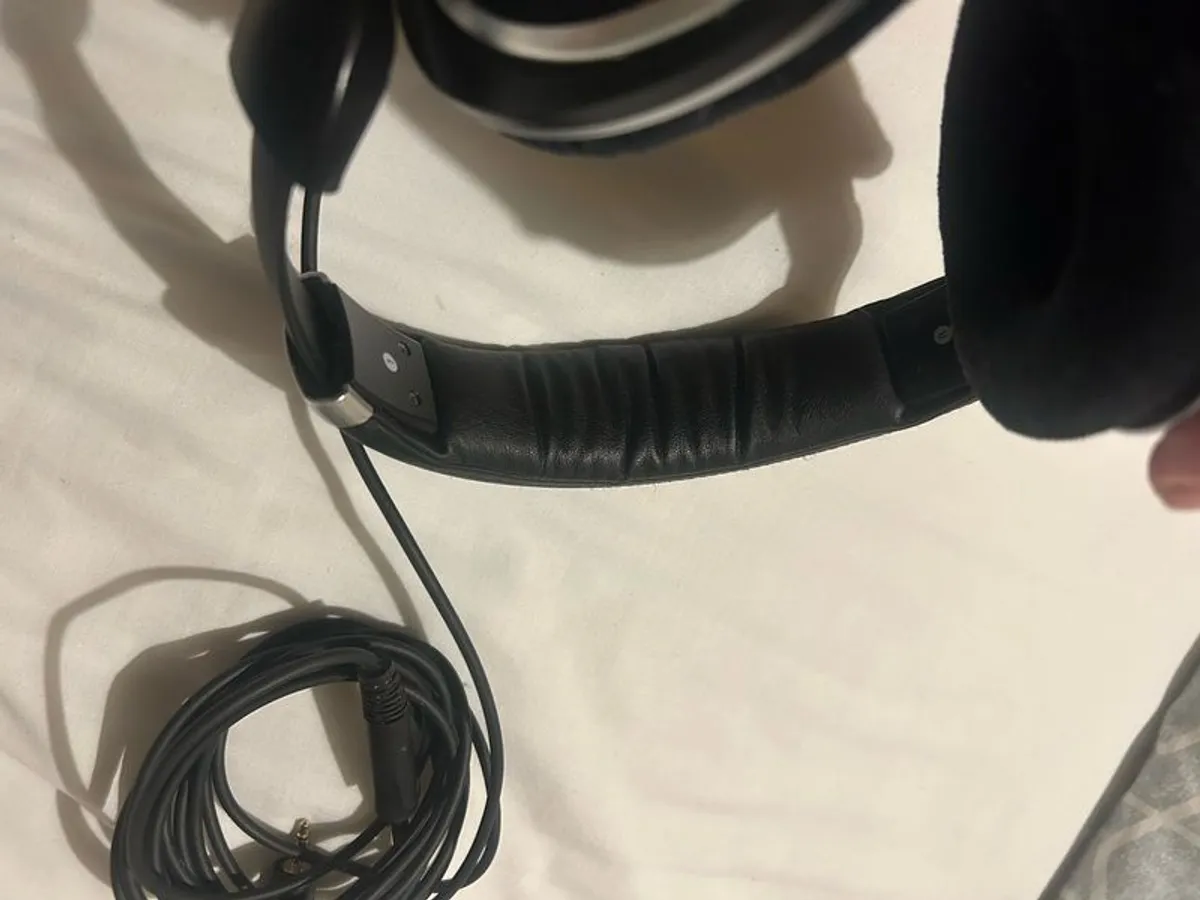 Sennheiser HD 590 Prestige - Image 4