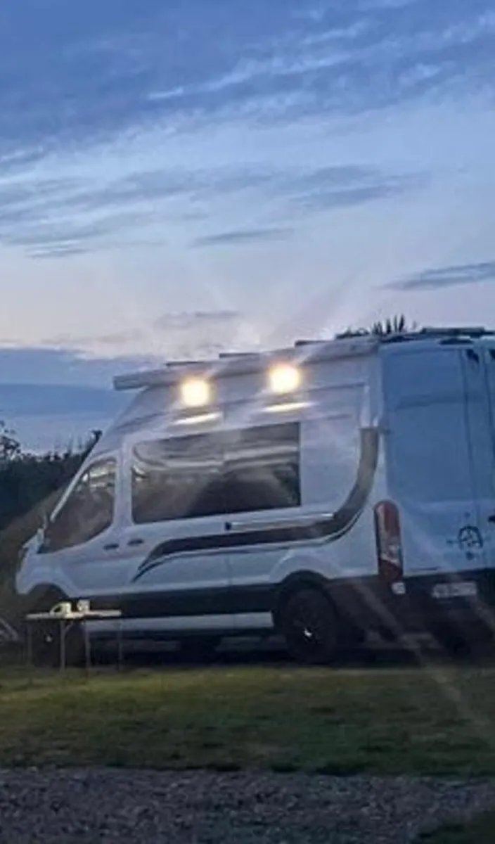 Camper Van - Image 4