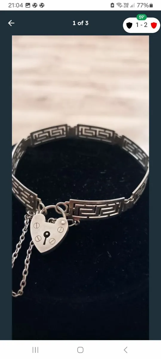 Jewellery - Image 1