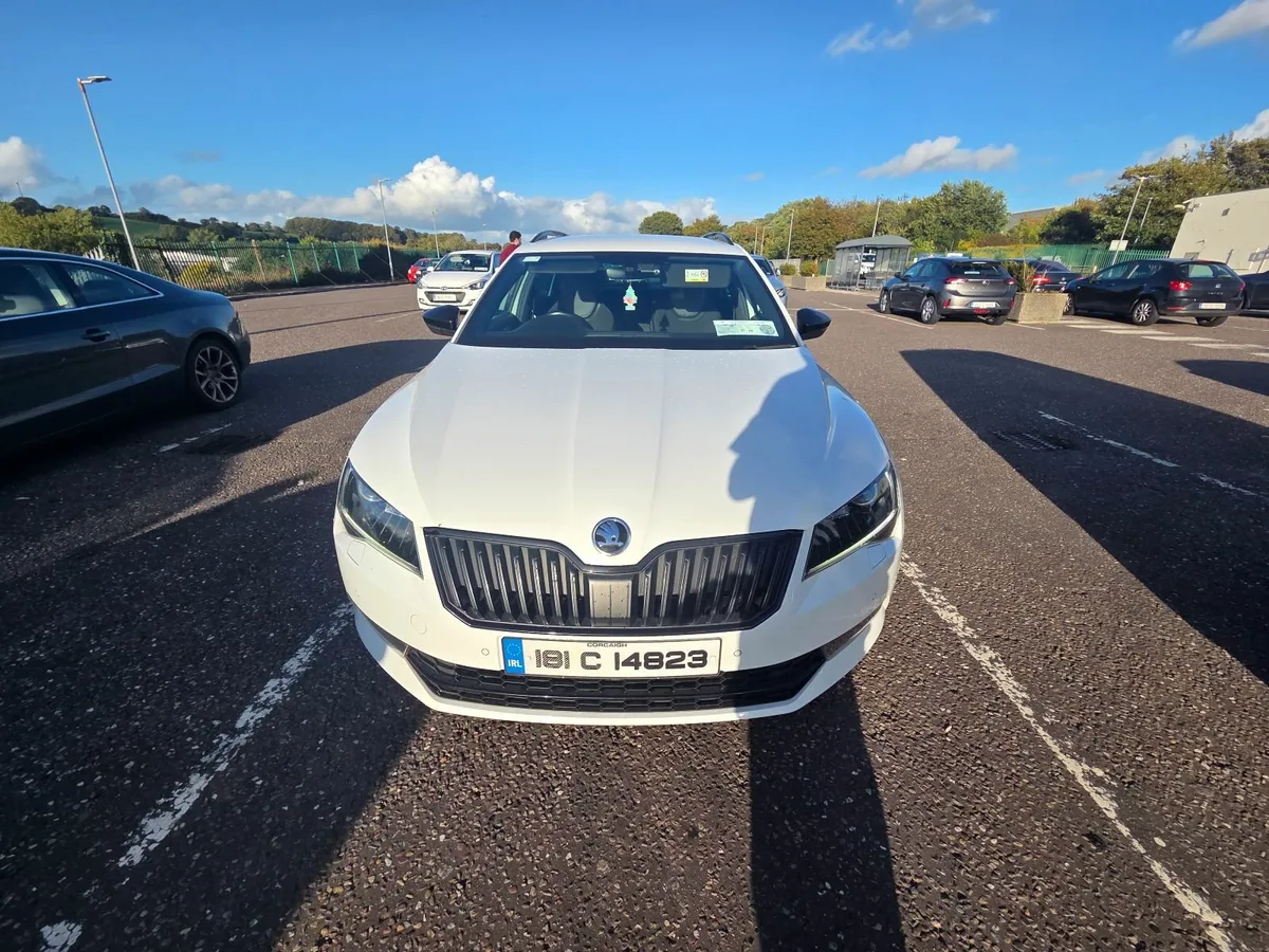 Skoda Superb 2018 - Image 4