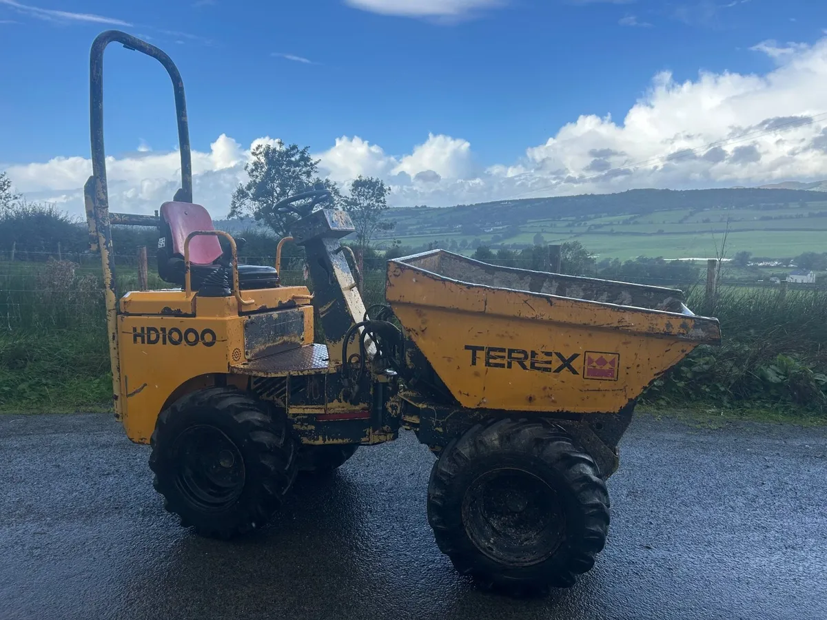 One tonne dumper - Image 1