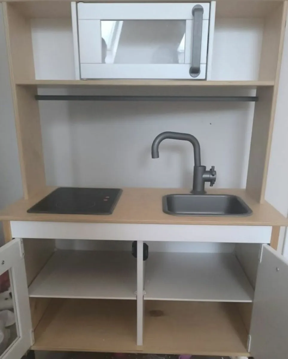 Ikea Kids Play Kitchen. Excellent condition. - Image 2