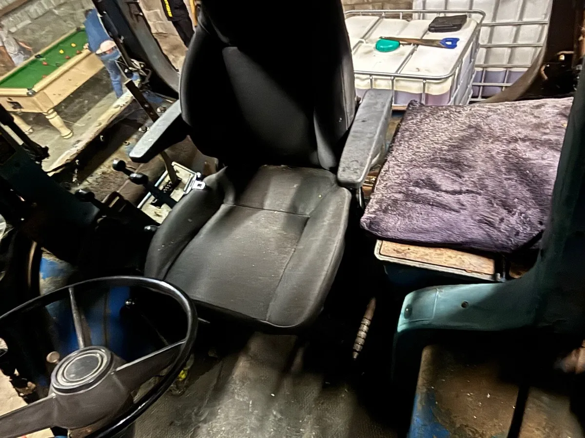 Ford 7710 Tractor - Image 4