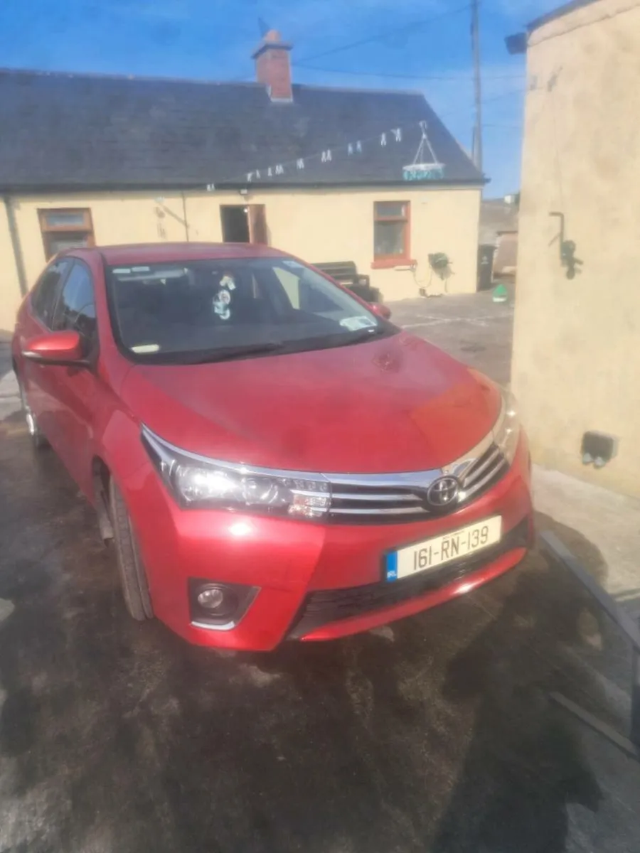 Toyota corolla - Image 1