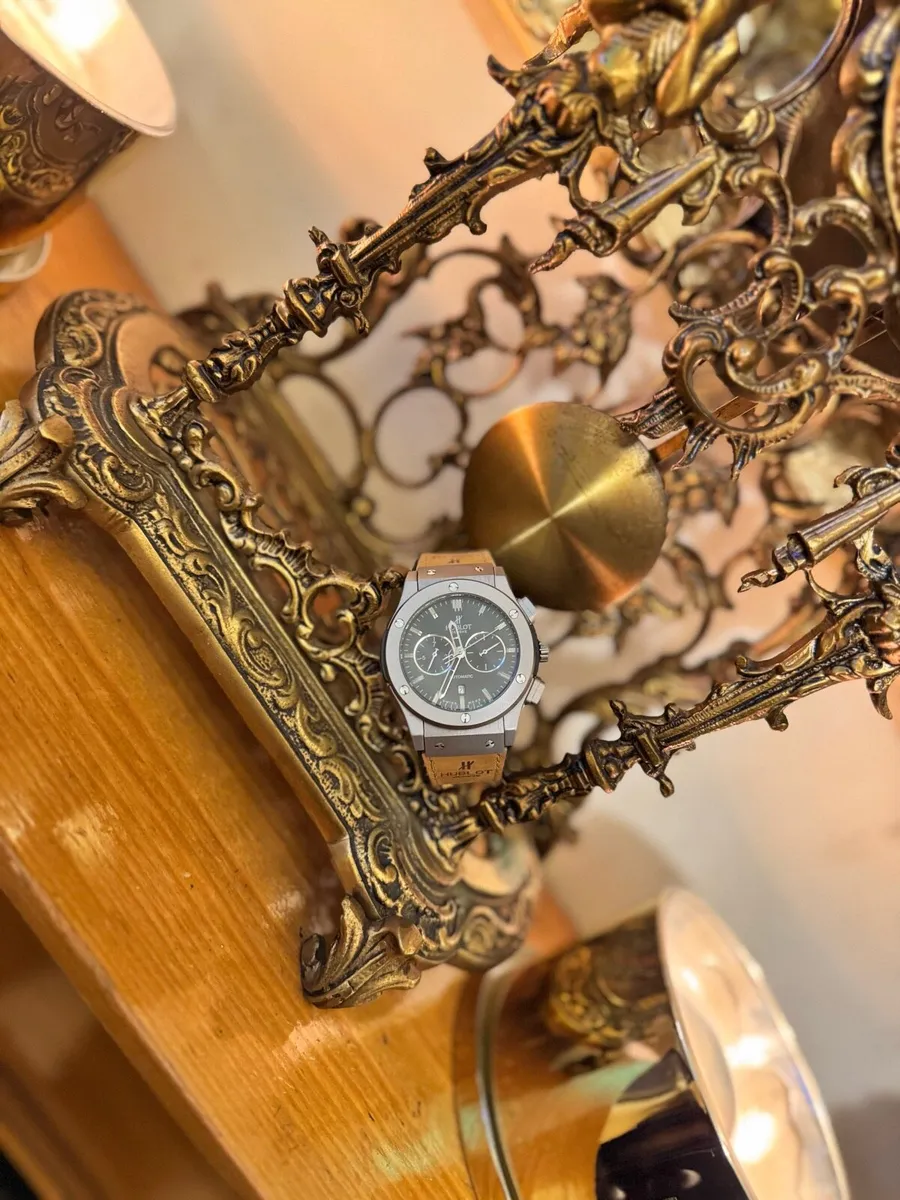 HUBLOT GENEVE MODEL 536888 FULL AUTO - Image 1