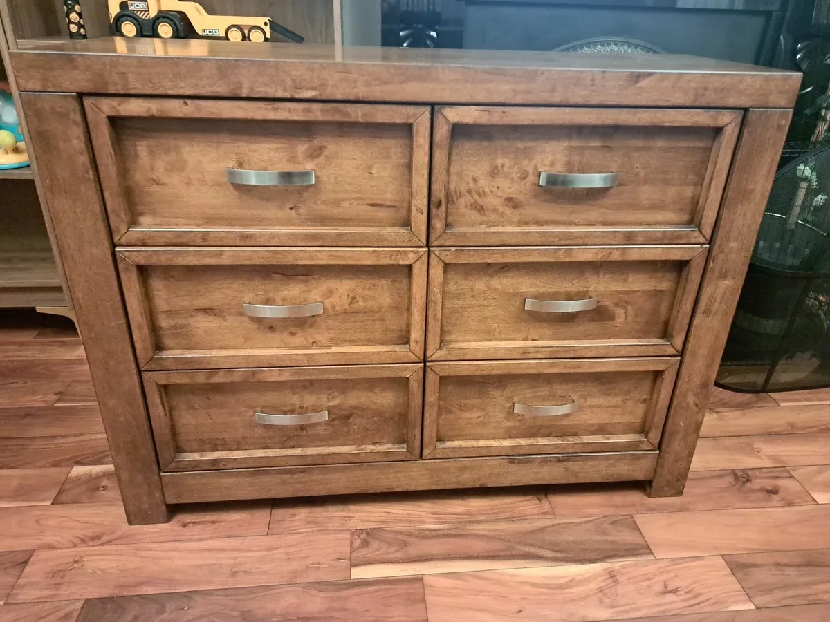 Oak unit