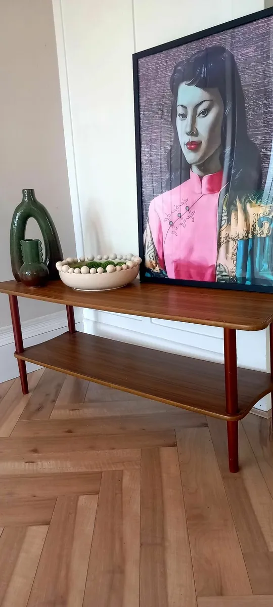 An original 1960s mid century 2 tier coffee table - Image 1