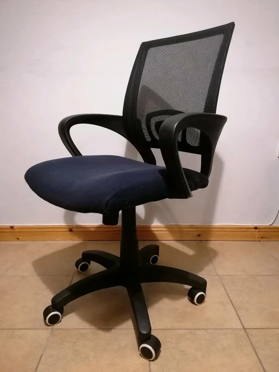 Ergonomic office desk chair - Image 3