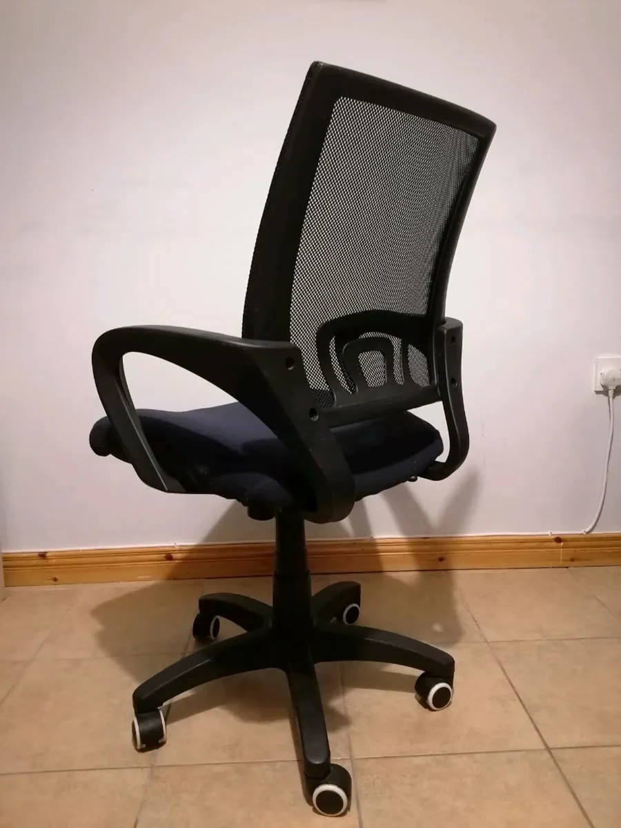 Ergonomic office desk chair - Image 4