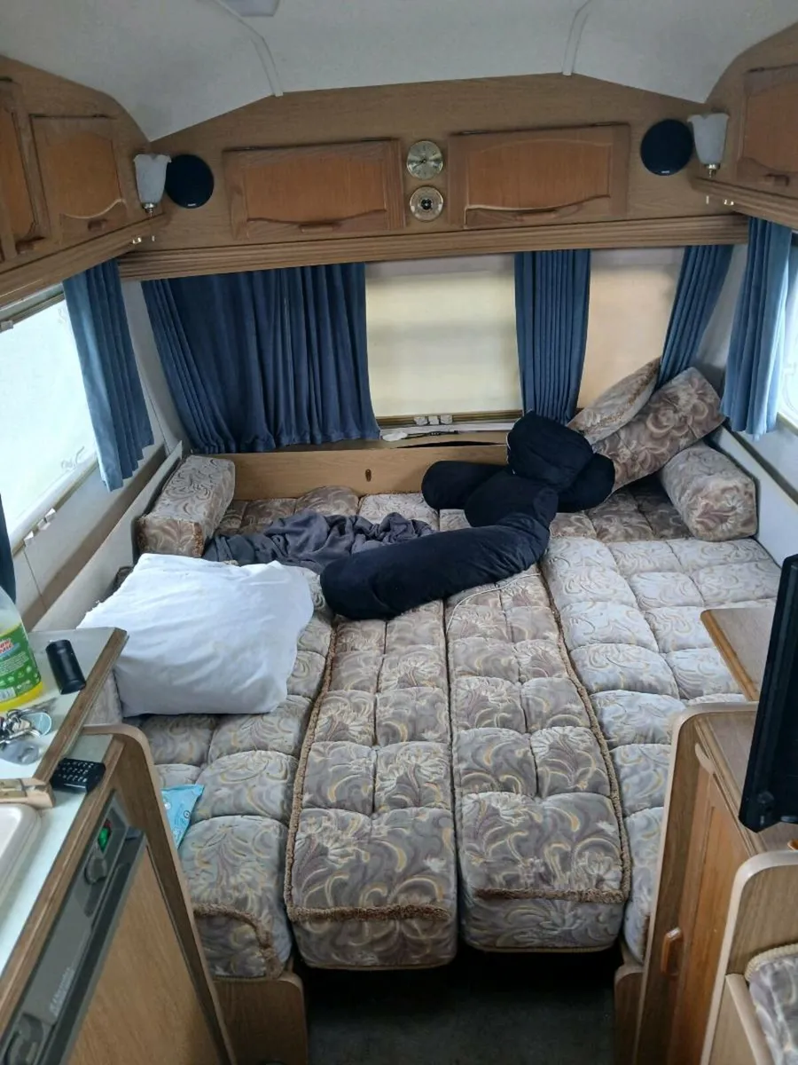Caravan for sale - Image 4