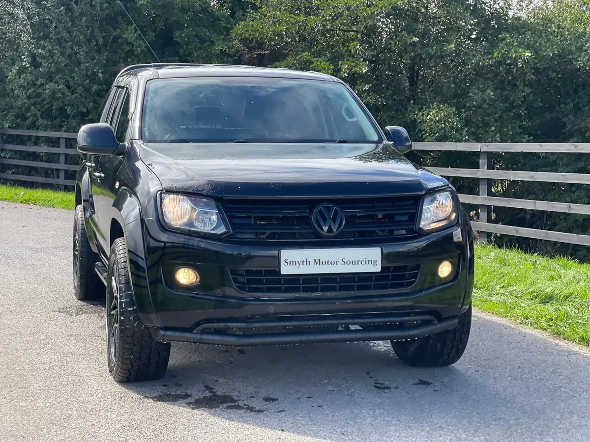 171 Volkswagen Amarok Highline 180bhp black Ed - Image 3