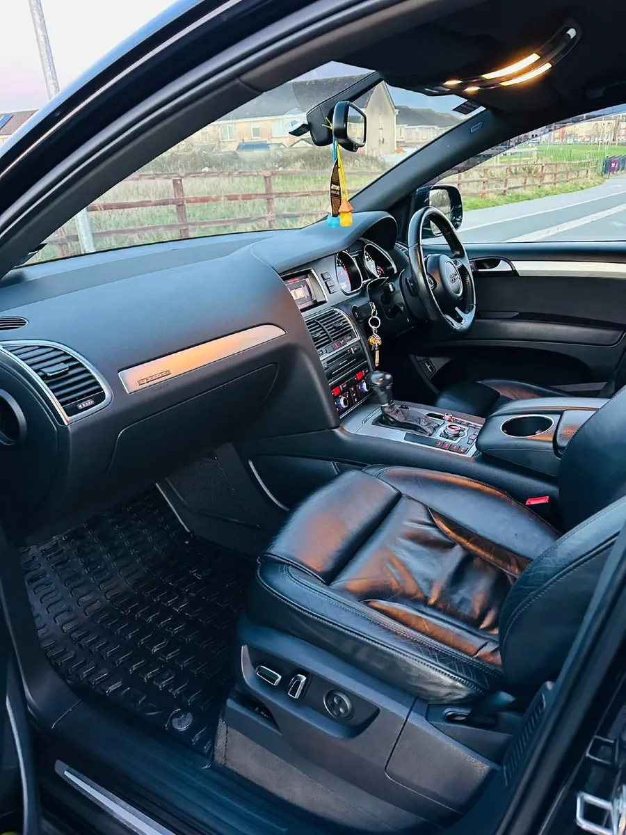 Audi Q7 2011 3.0 TDI Black Edition - Image 3