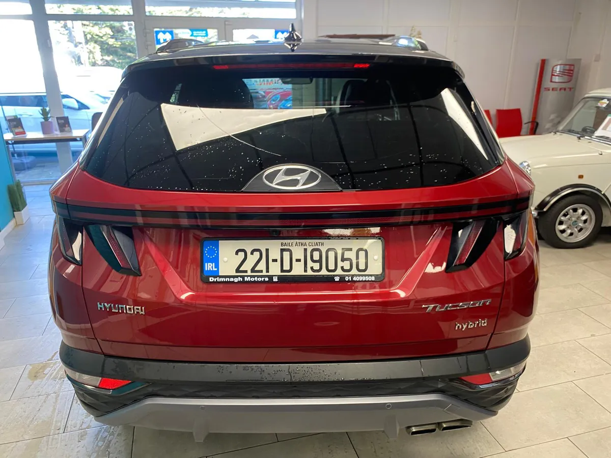 Hyundai Tuscon executive plus 2 tone - Image 4