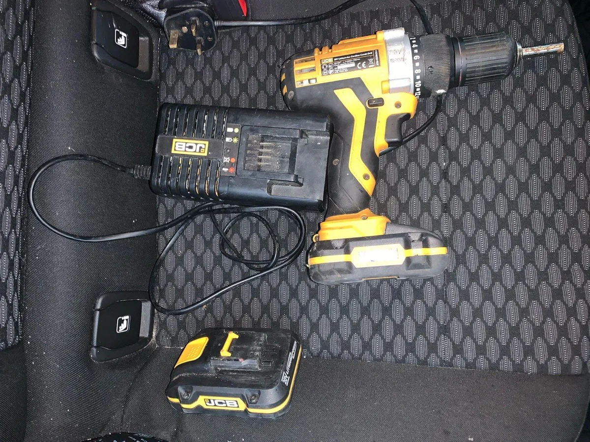 JCB Battery Drill - Image 2