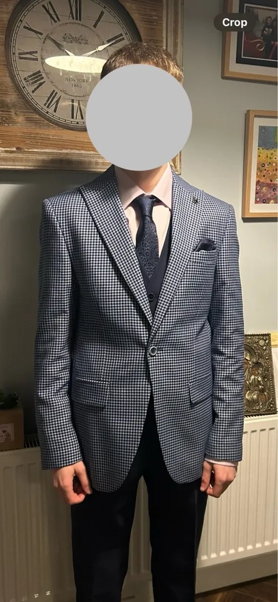 3 piece Suit. With tie. - Image 1