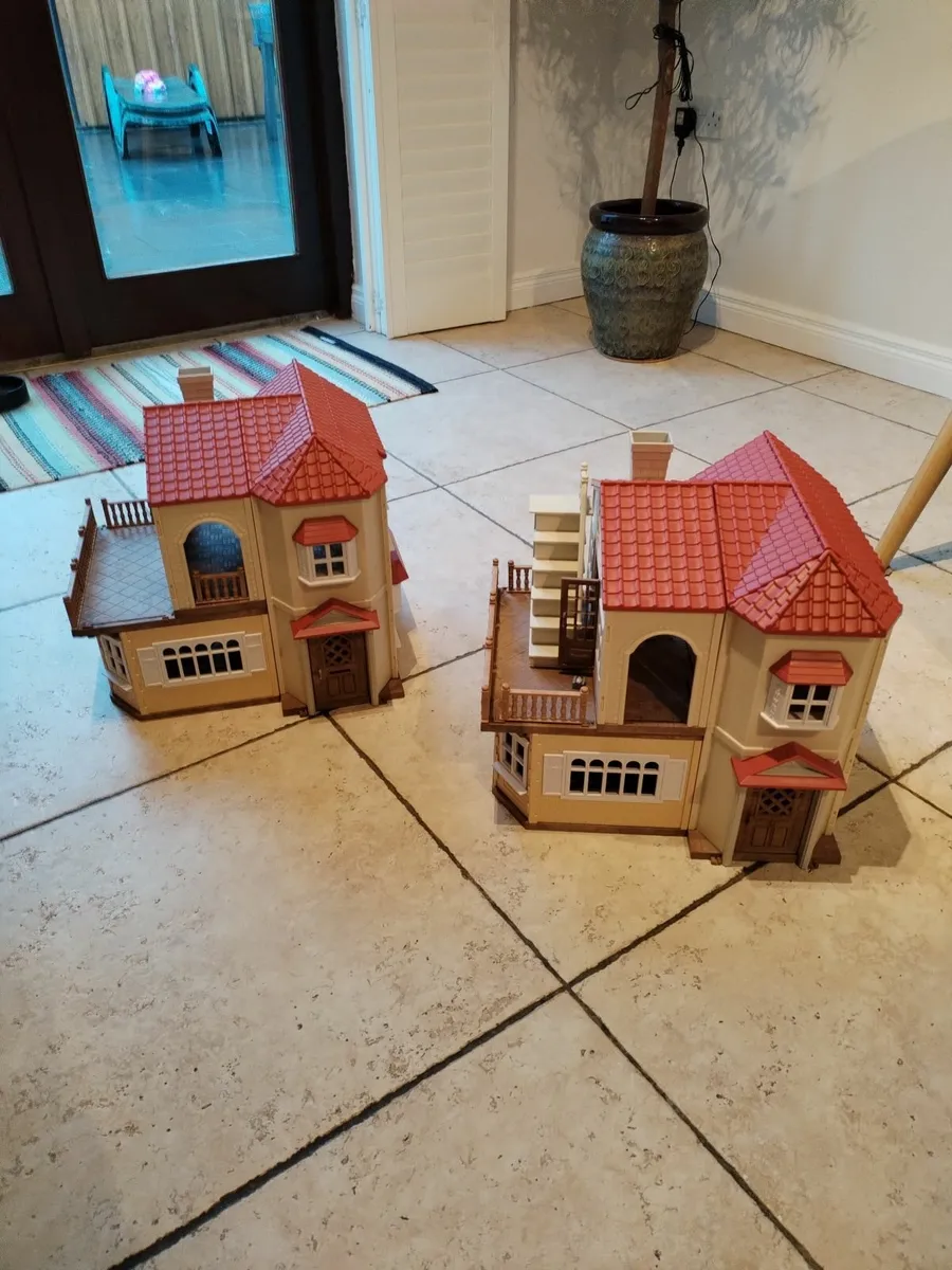 2x sylvanian family houses - Image 1