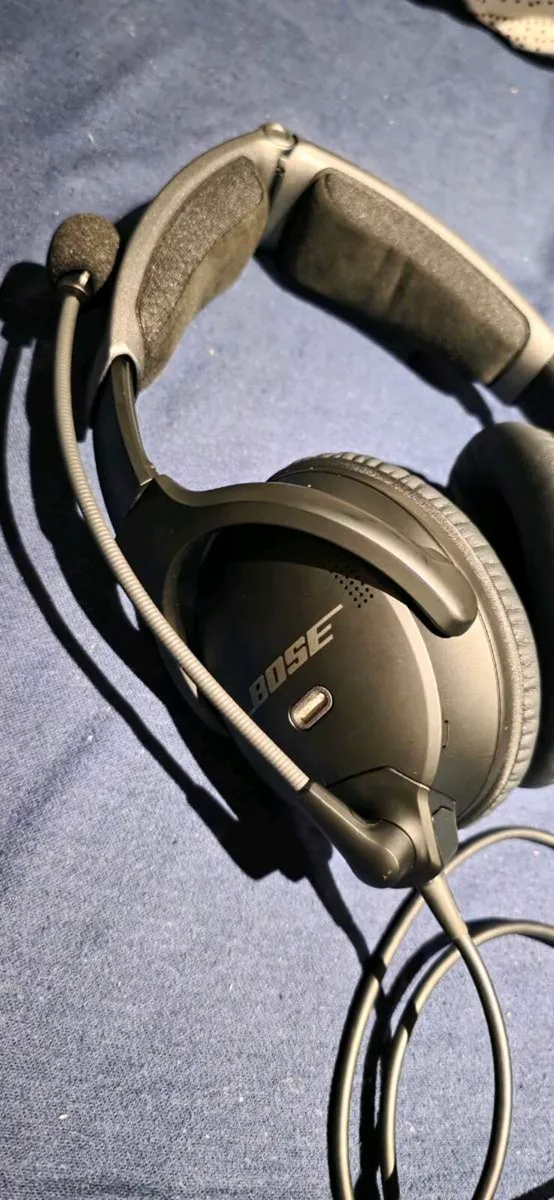 Bose A30 Aviation Headset - Image 1