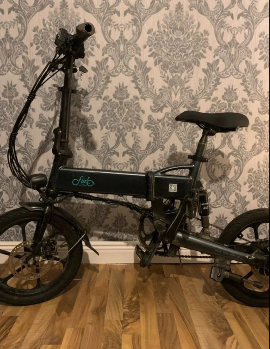 Fiido d2 electric bike - Image 1