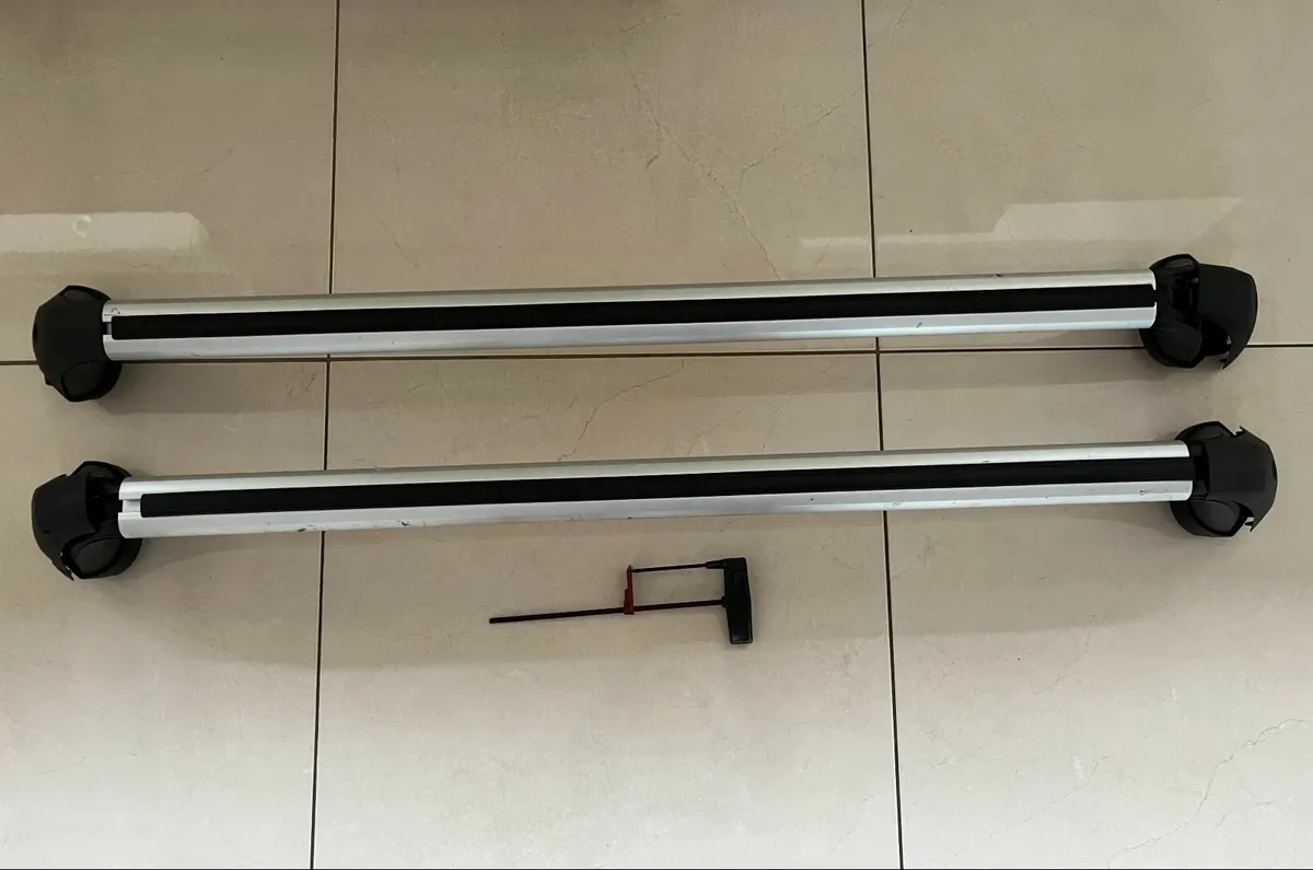 Genuine Toyota Hilux Aluminium Roof Rack / Cross B - Image 1