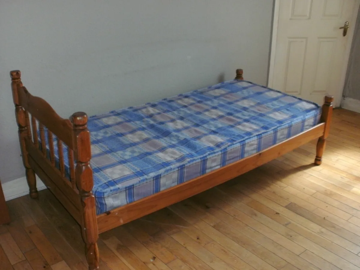 1 single beds with mattress - Image 4