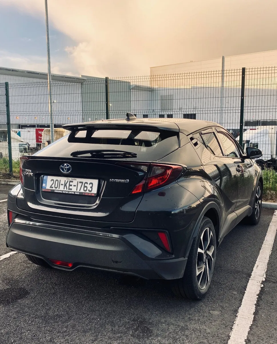 Toyota C-HR 2020 - Image 2