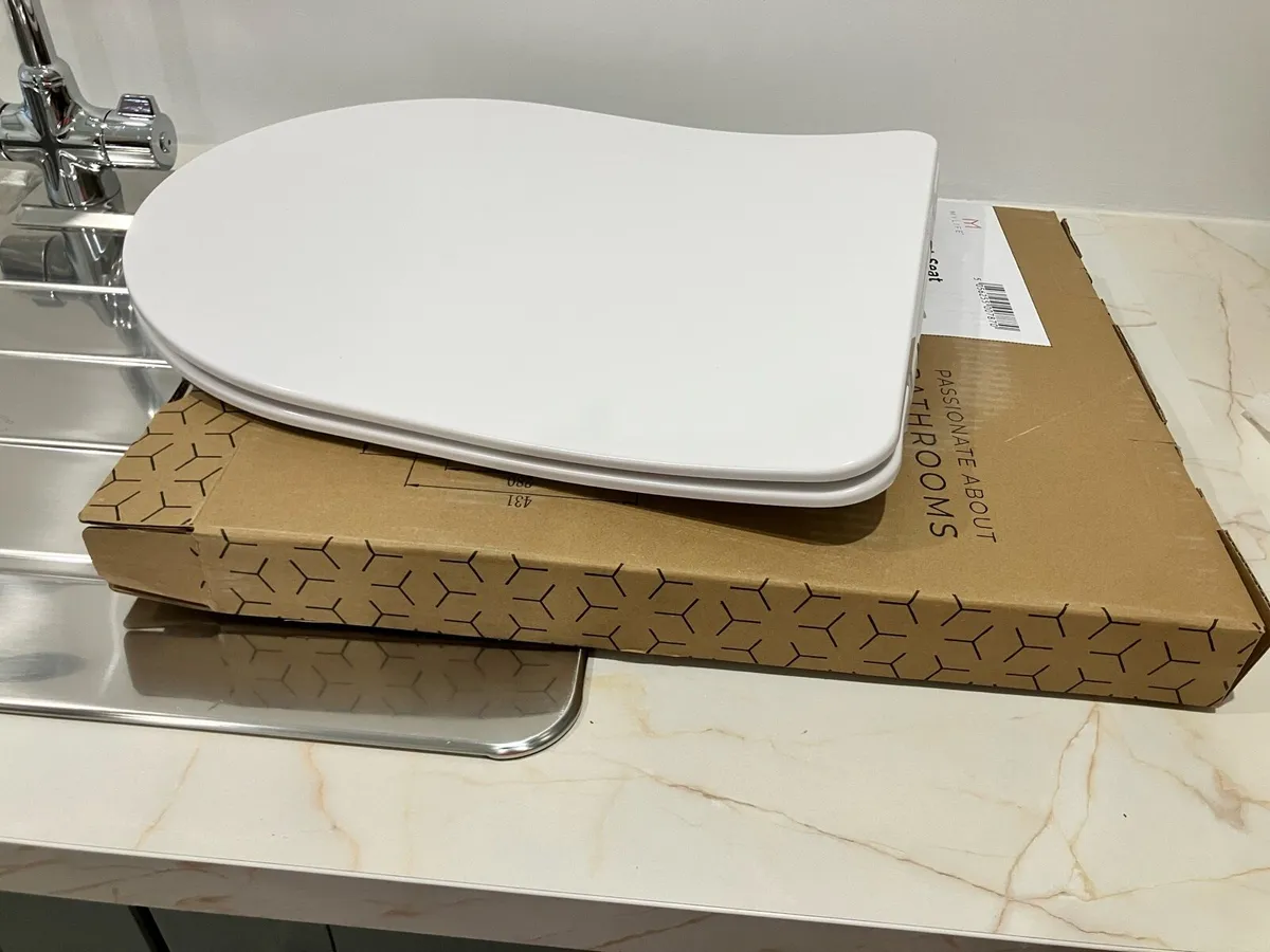 'My Life' Brand new DT slim D toilet seat - Image 1