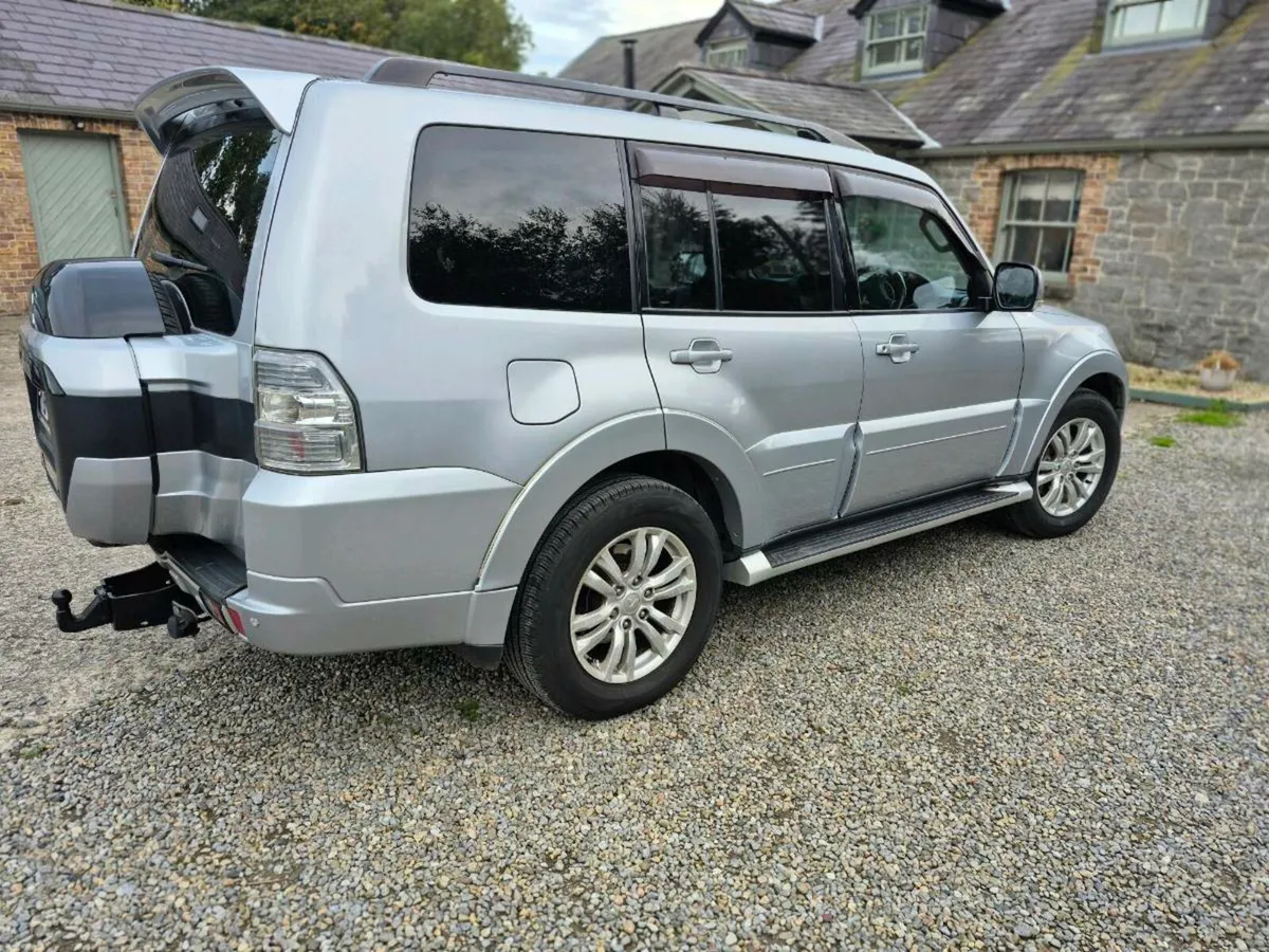 MITSUBISI PAJERO - Image 1