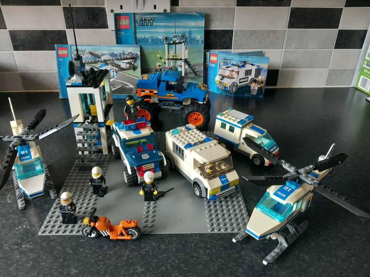 Police cars lego - Image 4