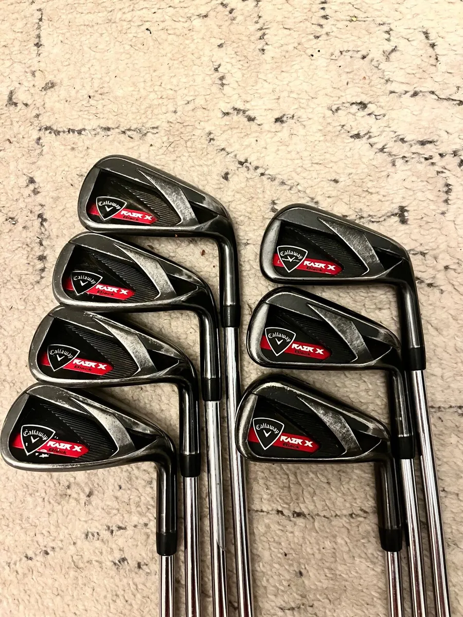 Callaway razr-x black iron set (4-pw) - Image 1