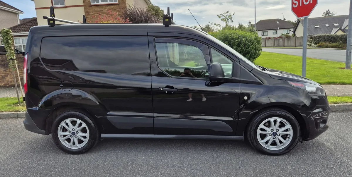 Ford Transit Connect Trend - Image 2