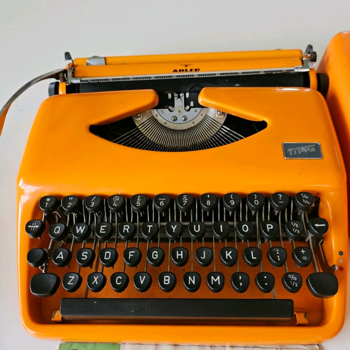 Tippa typewriter