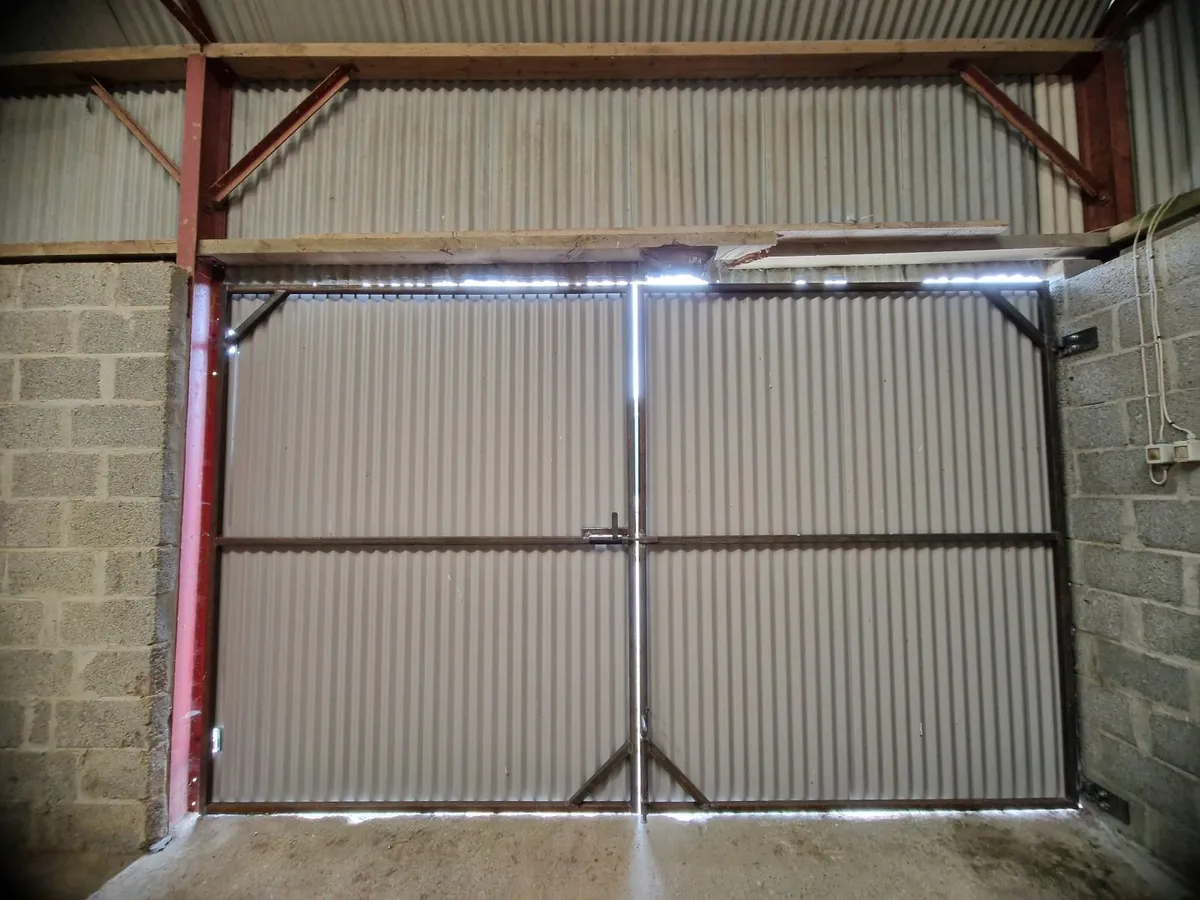 Shed/storage for rent - Image 4