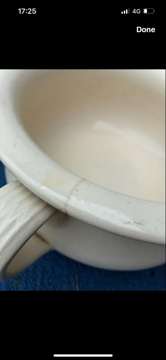 Vintage chamber pot - Image 2