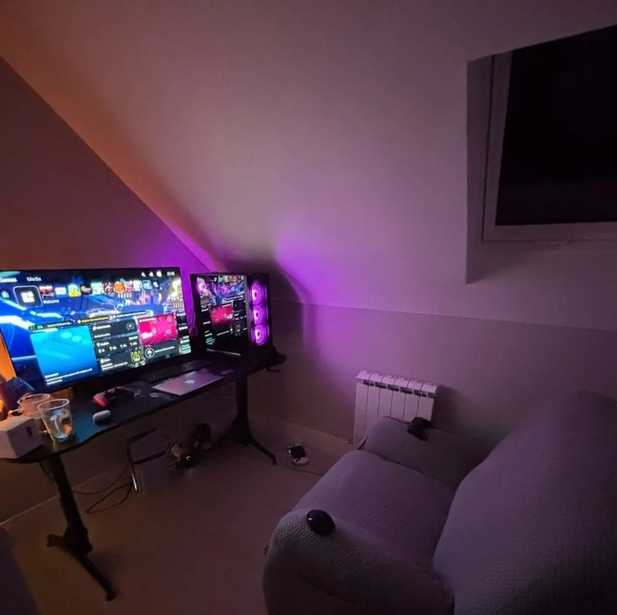 Lg C2 Oled 42 Inch 4K Tv - Image 1